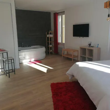Loft Romantique Avec Privatif - Noctambulles Appartamento Hyères