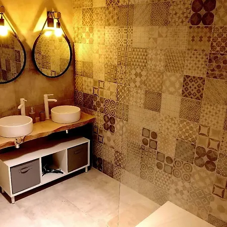 Loft Romantique Avec Privatif - Noctambulles